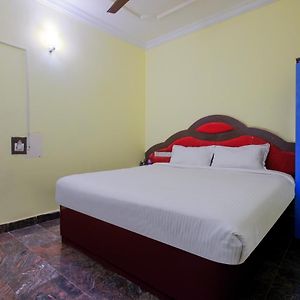 The Dolphin Park Hotel, Virugambakkam